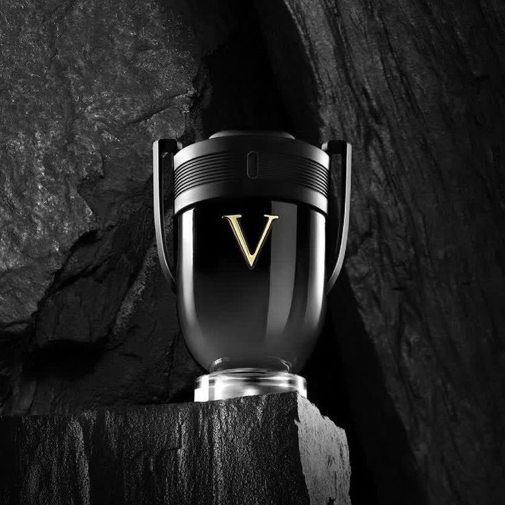 Paco Rabanne Invictus 3.4 oz 100 ml Men's Eau de Toilette